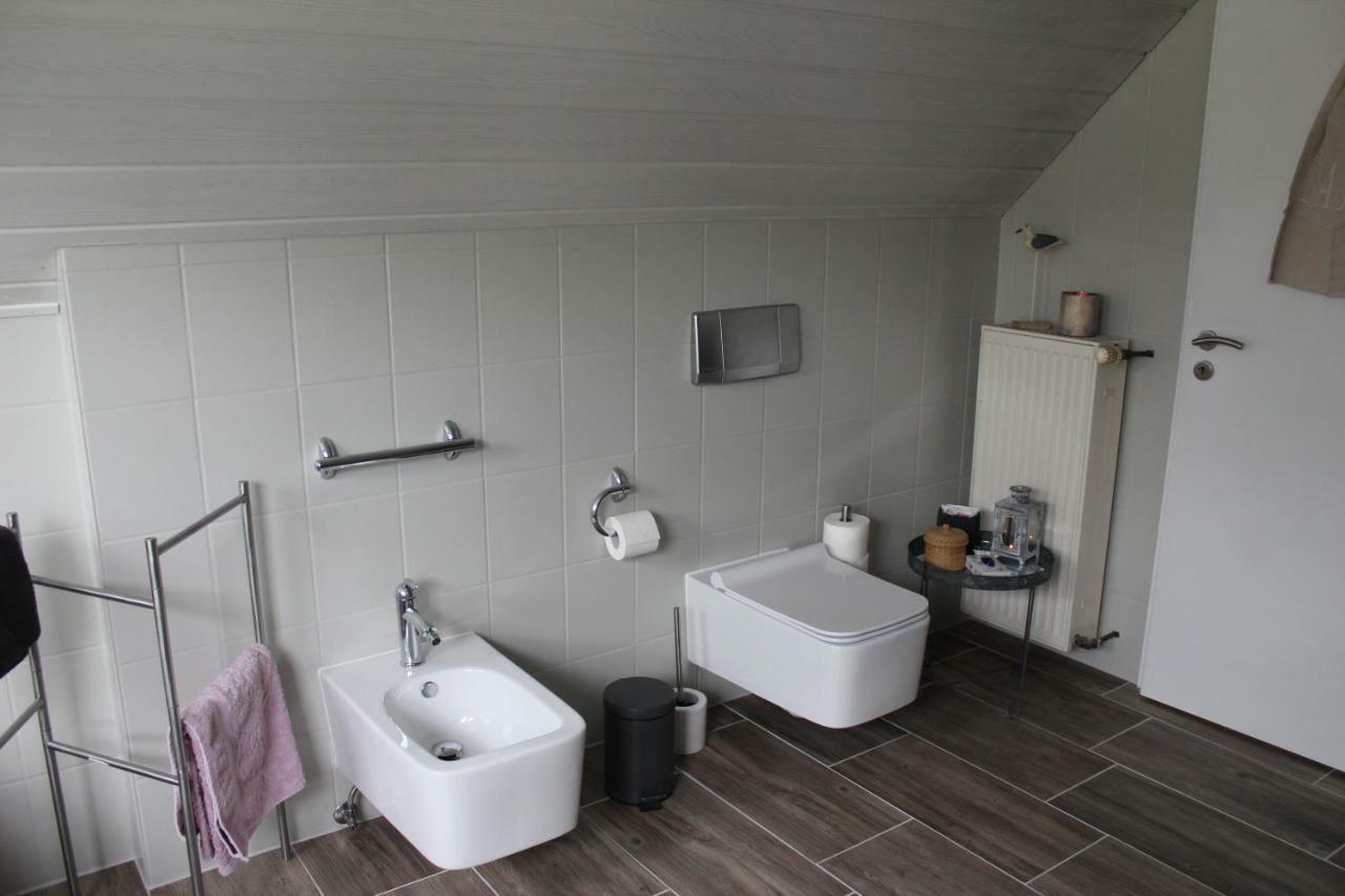 Ferienwohnung Im Tuermchen Oberfell Bagian luar foto